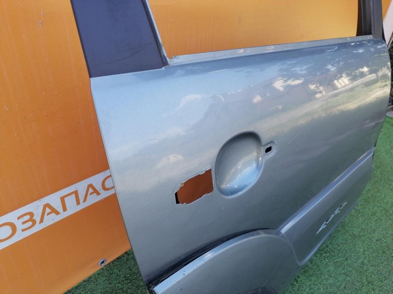 Niva №6 дверь задняя правая деф