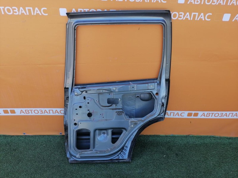 Niva №6 дверь задняя правая деф