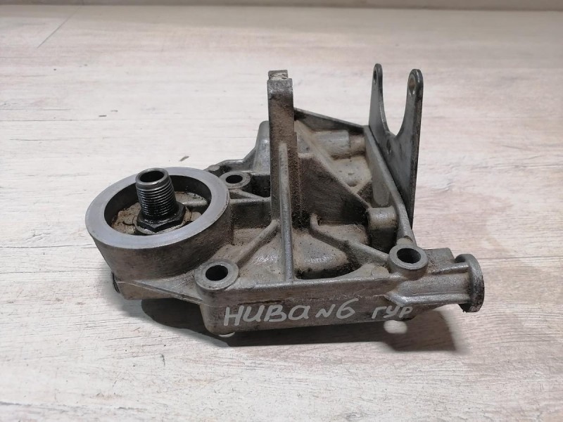 Niva №6 кронштейн ГУР