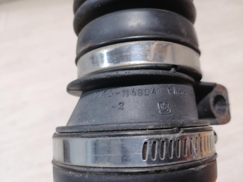 Niva №6 патрубок воздушного фильтра дроссельной заслонки деф