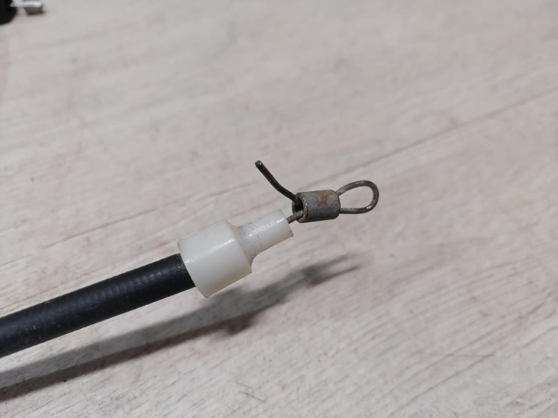 Niva №6 трос капота