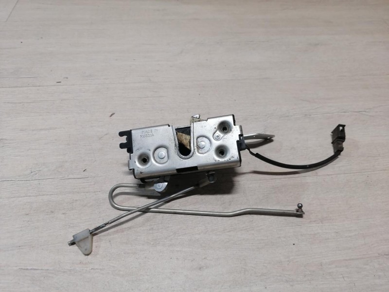 Niva №6 замок крышки багажника