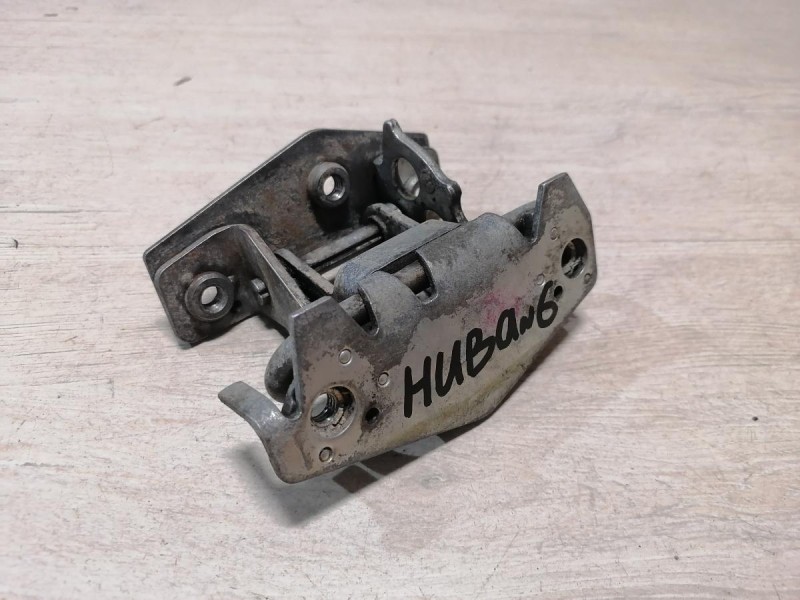 Niva №6 ограничитель крышки багажника петля