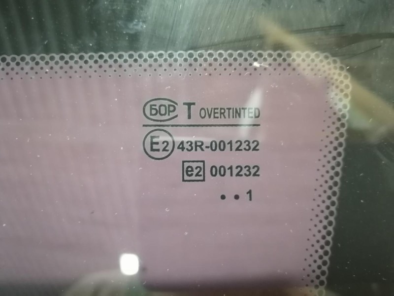 Niva №6 форточка правая