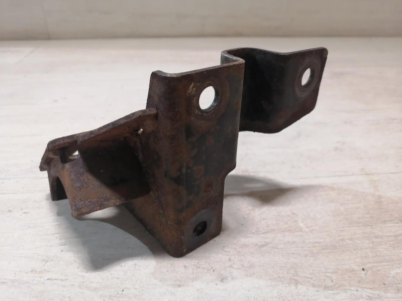 Niva №6 кронштейн подушки двигателя правый