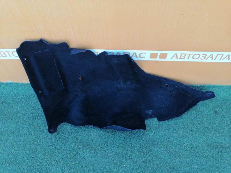Niva №6 обшивка багажника левая правая к-кт