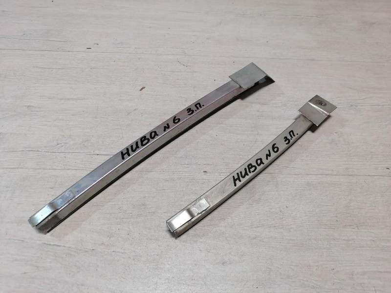 Niva №6 направляющая стекла двери задняя правая