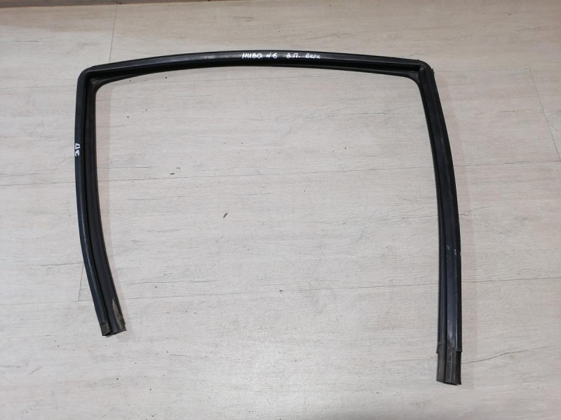 Niva №6 бархотка верхняя задняя правая