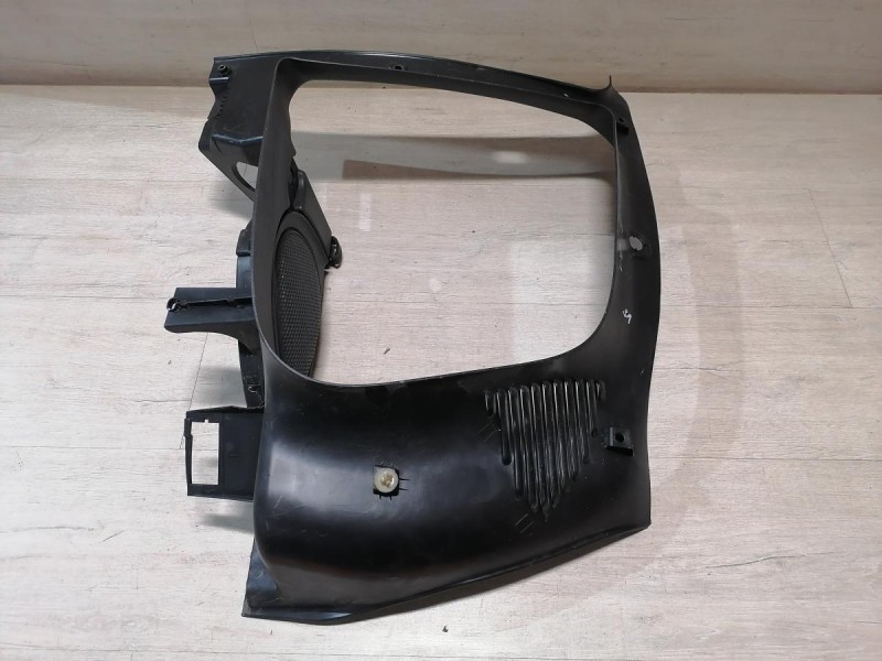 Niva №6 обшивка задней стойки форточки левая