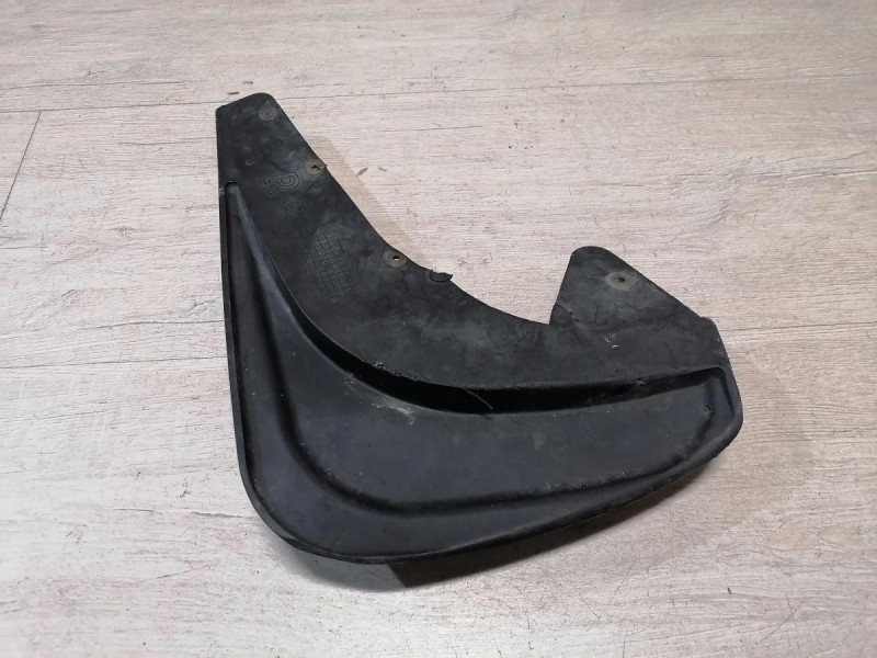 Mazda 6 GG брызговик задний правый