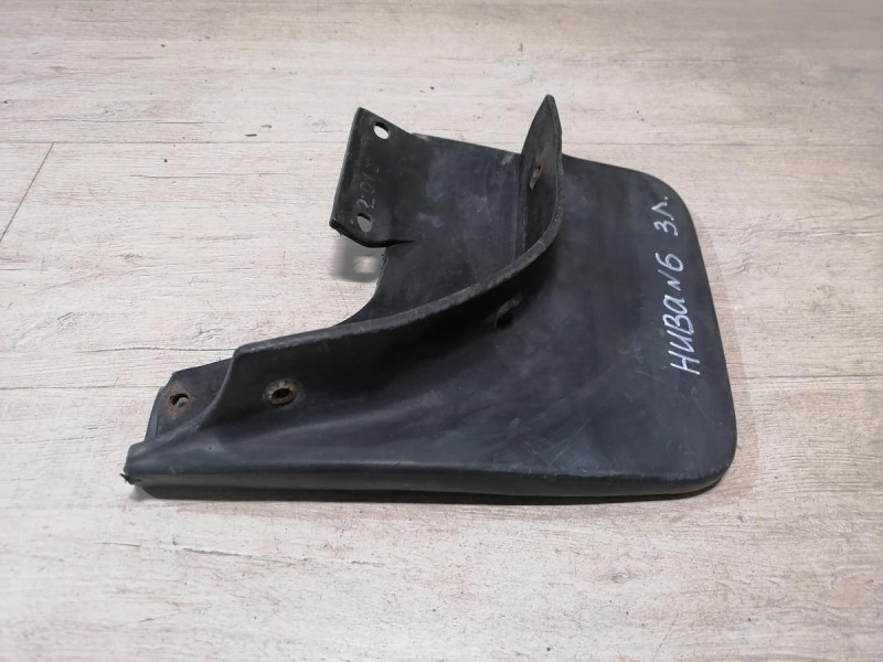 Niva №6 брызговик задний левый