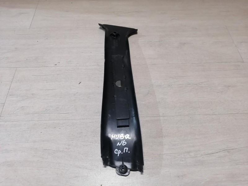 Niva №6 обшивка средней стойки верхняя правая