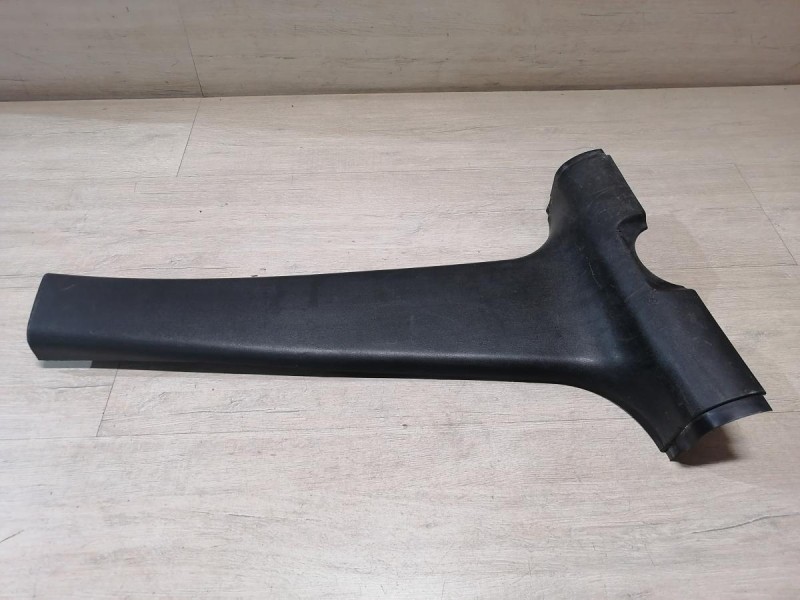 Niva №6 обшивка средней стойки нижняя правая