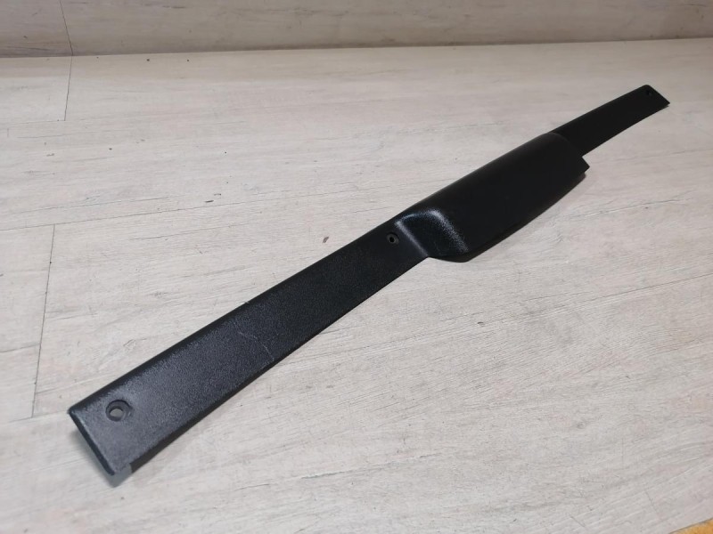 Niva №6 обшивка крышки багажника верхняя