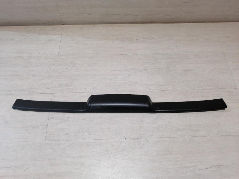 Niva №6 обшивка крышки багажника верхняя