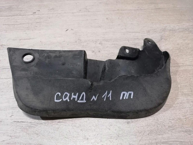 Sandero №11 брызговик передний правый степв