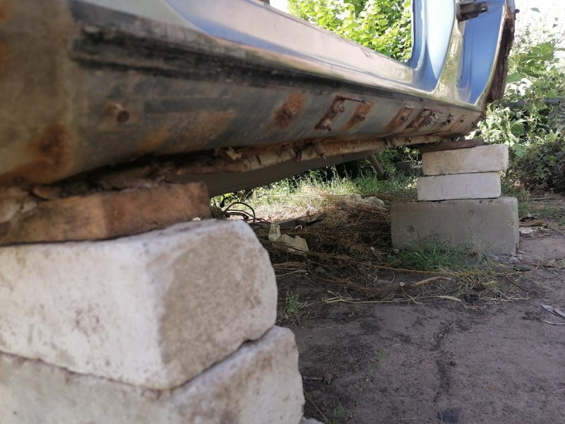 Niva №6 порог левый деф