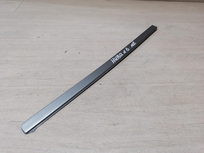 Niva №6 молдинг крыши левый