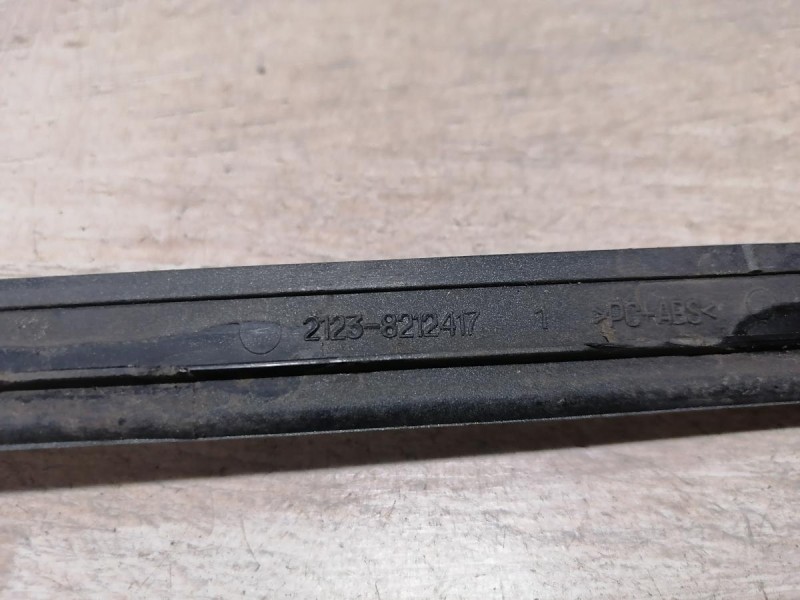 Niva №6 молдинг крыши левый