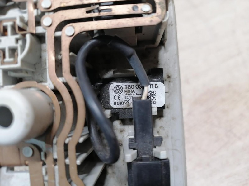 Rapid 2 плафон салона передний