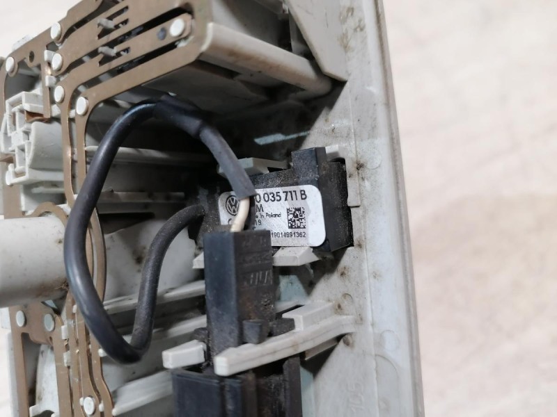 Rapid 2 плафон салона передний