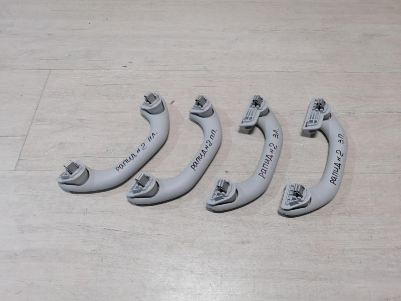 Rapid №2 ручка потолка передняя