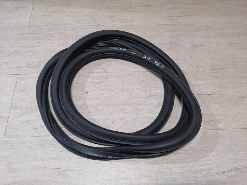 Rapid №2 уплотнитель дверного проема задний правый