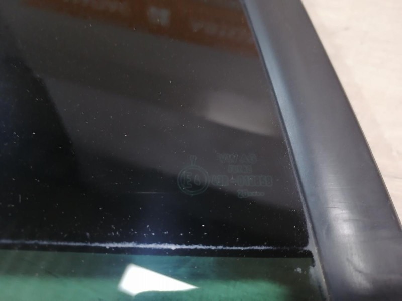 Rapid №2 форточка правая 20