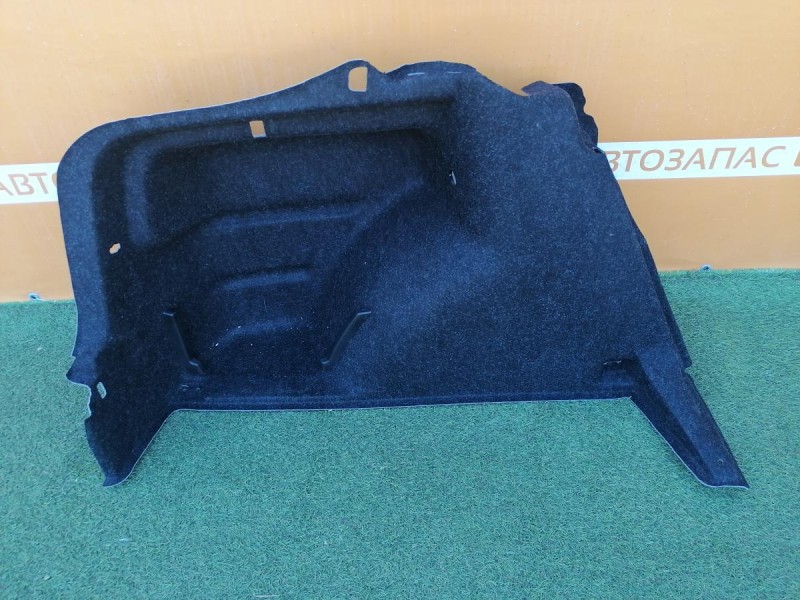Rapid №2 обшивка багажника левая правая к-кт