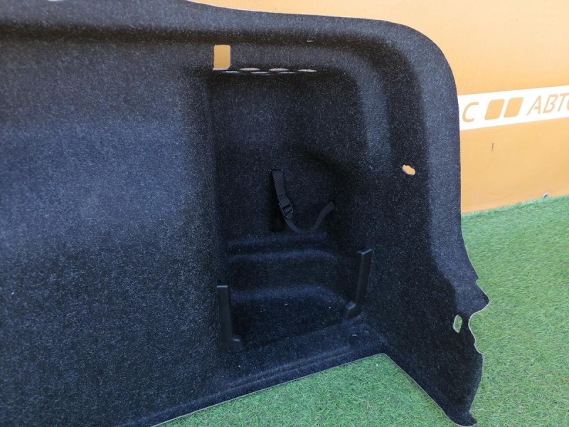 Rapid №2 обшивка багажника левая правая к-кт