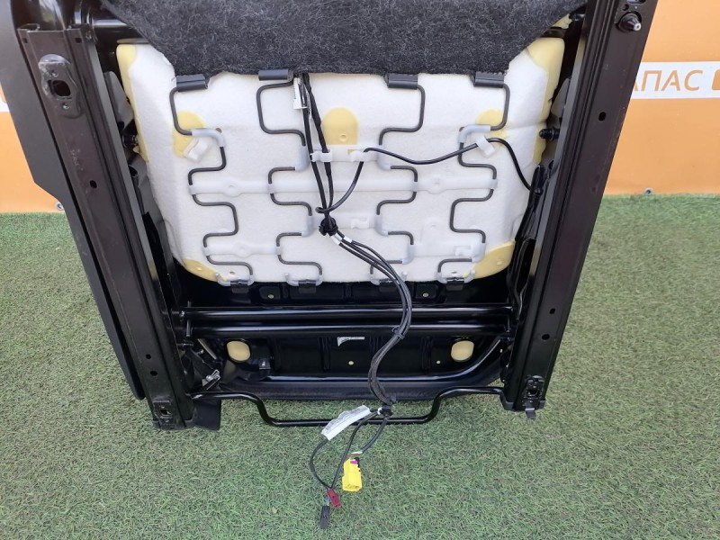 Rapid №2 сиденье левое правое к-кт деф