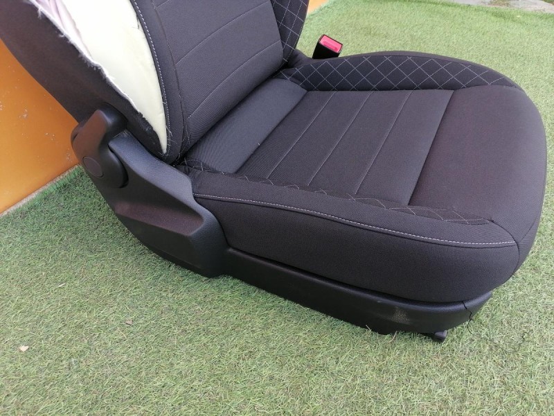 Rapid №2 сиденье левое правое к-кт деф