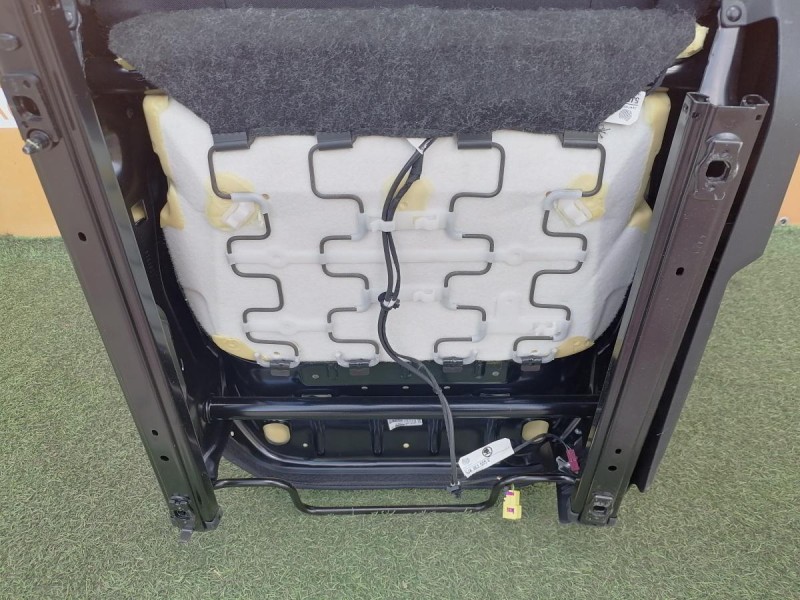 Rapid №2 сиденье левое правое к-кт деф