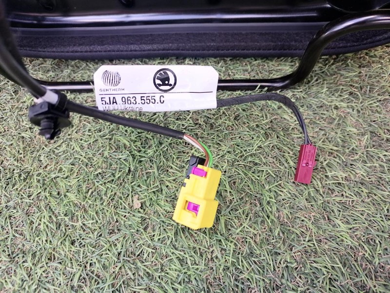 Rapid №2 сиденье левое правое к-кт деф