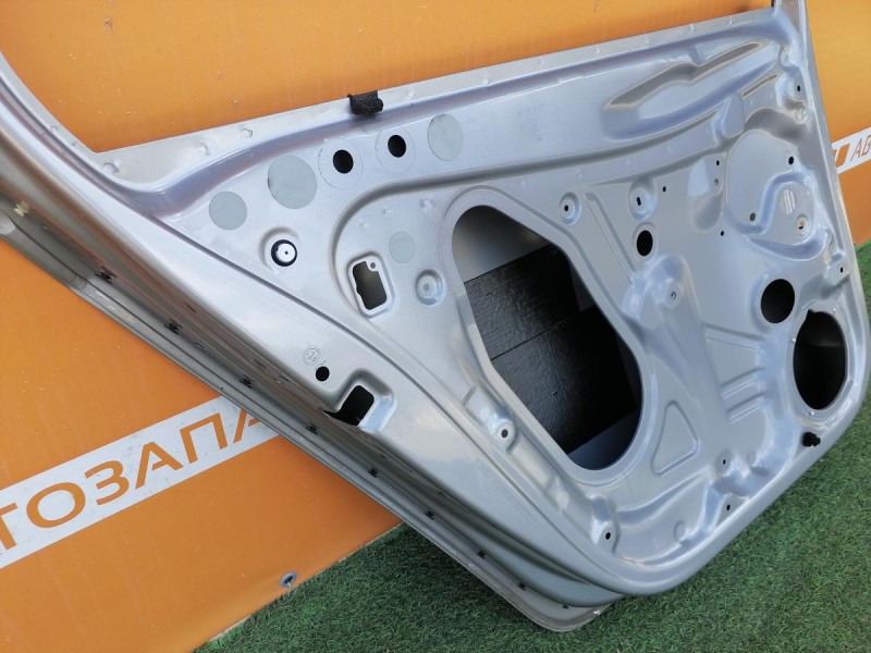 Rapid №2 дверь задняя левая