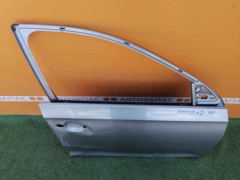 Rapid №2 дверь передняя правая деф