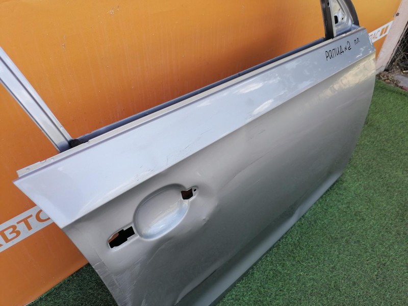 Rapid №2 дверь передняя правая деф