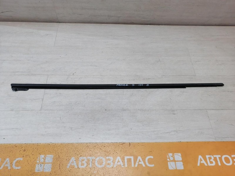 Rapid 2 бархотка наружная передняя правая