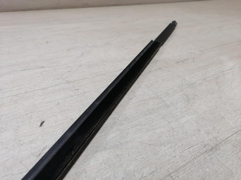 Rapid 2 бархотка наружная передняя правая