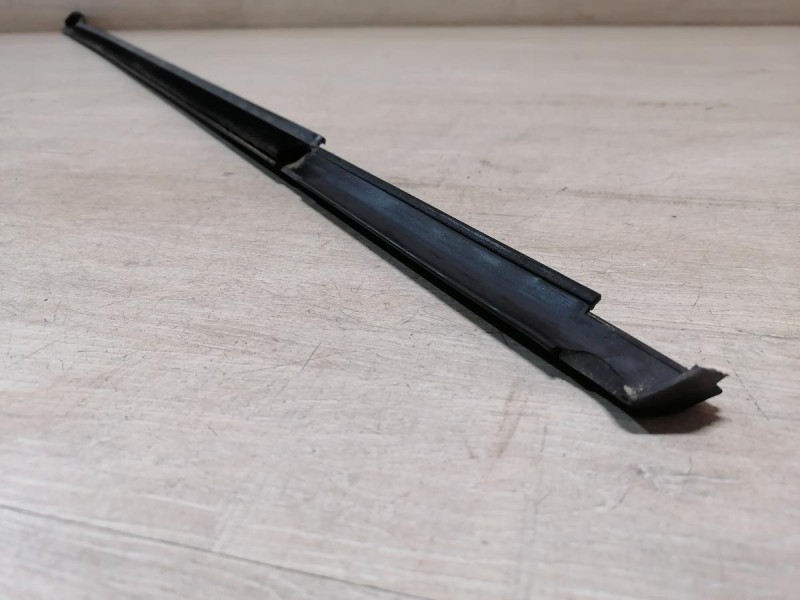 Rapid 2 бархотка наружная передняя правая