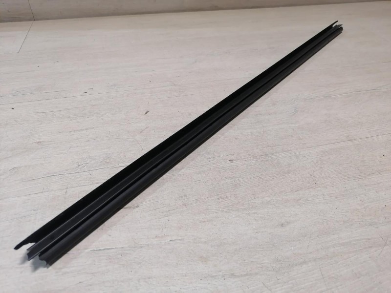 Rapid №2 бархотка внутренняя передняя левая