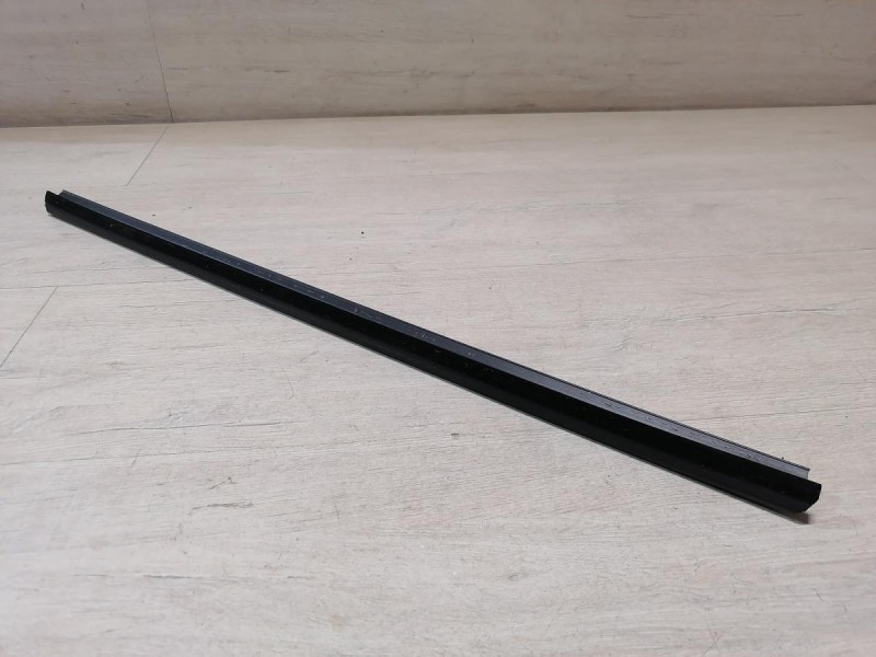 Rapid №2 бархотка внутренняя задняя правая