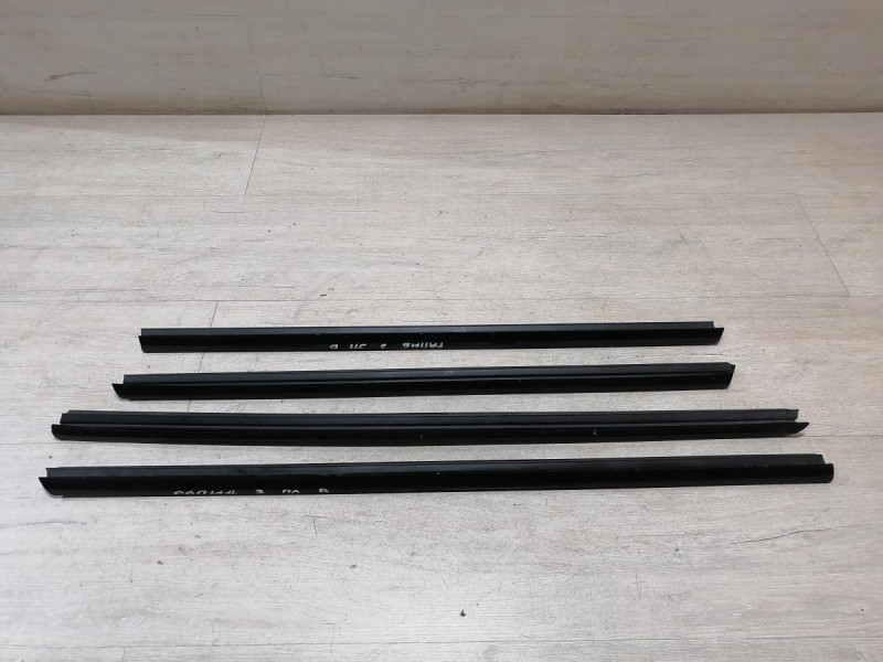 Rapid 2 бархотка внутренняя задняя левая