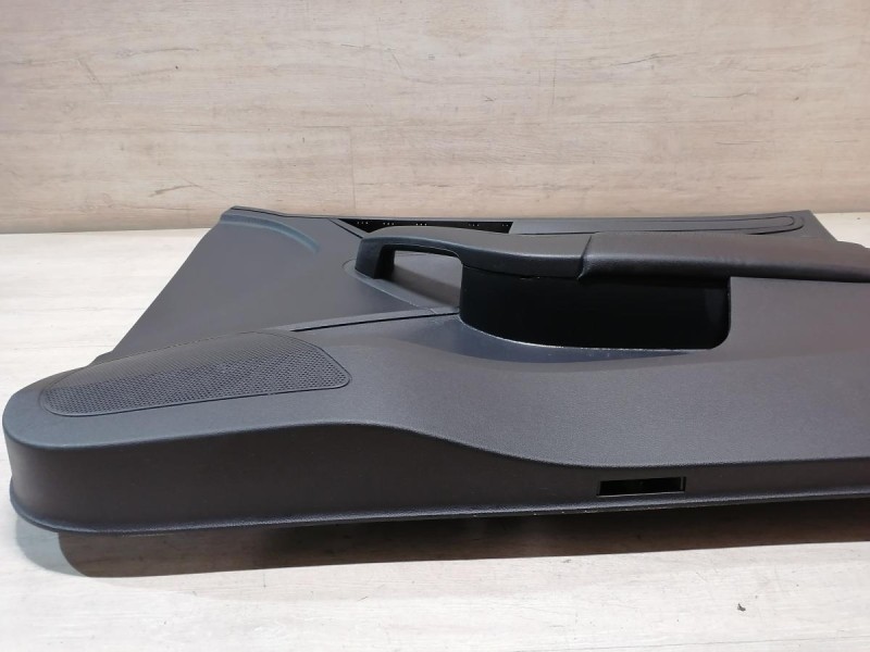 Rapid 2 обшивка двери передняя правая