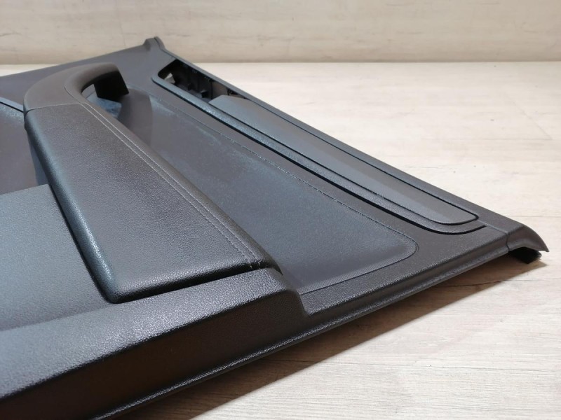 Rapid 2 обшивка двери передняя правая