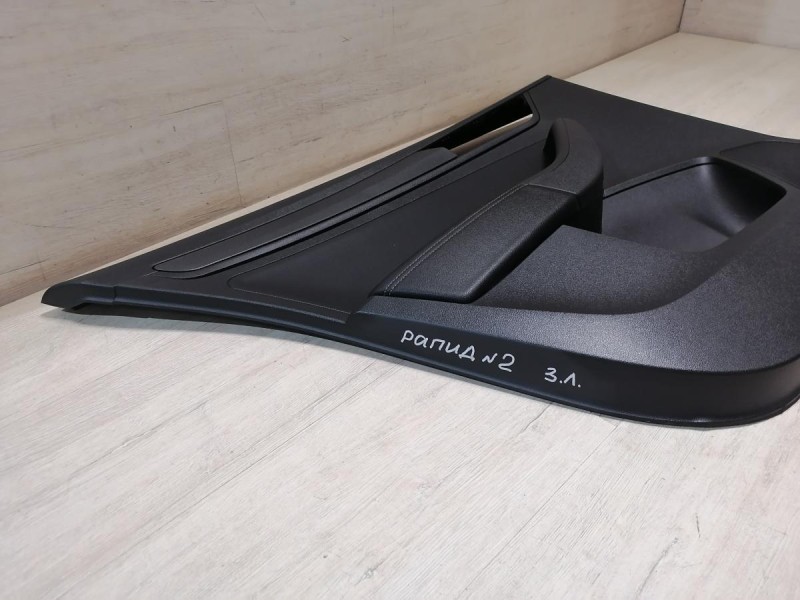 Rapid №2 обшивка двери задняя левая