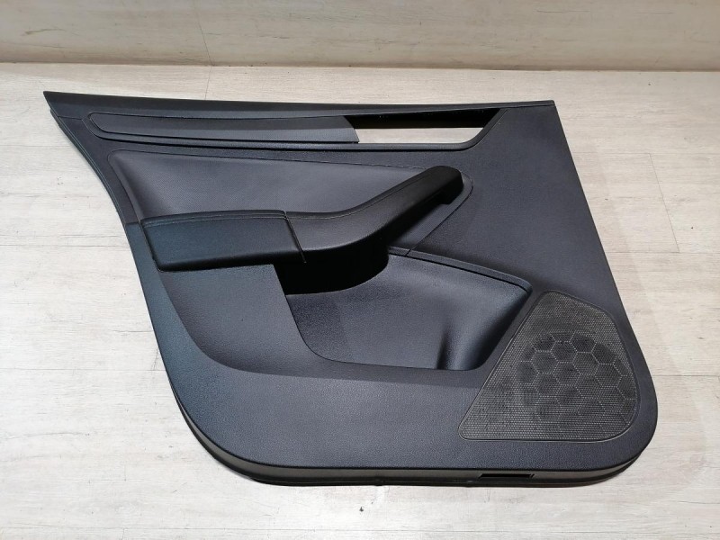 Rapid 2 обшивка двери задняя левая