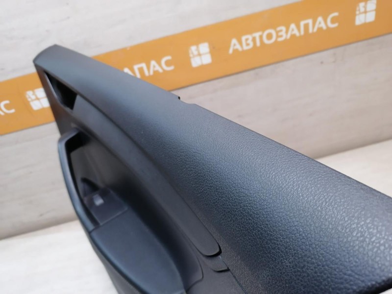 Rapid 2 обшивка двери задняя правая