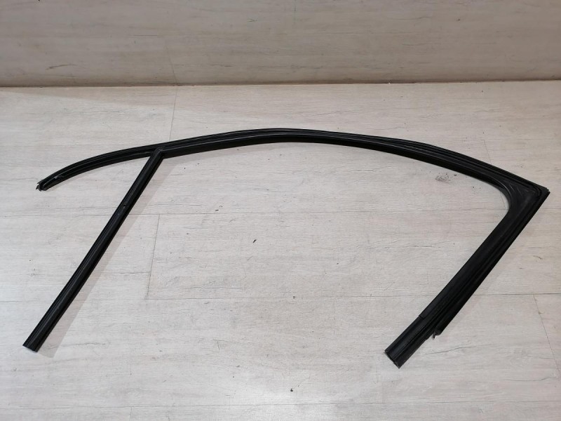 Rapid 2 бархотка верхняя передняя правая