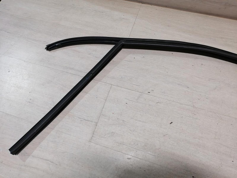 Rapid 2 бархотка верхняя передняя правая